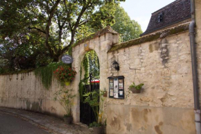 Les remparts de la Bastide